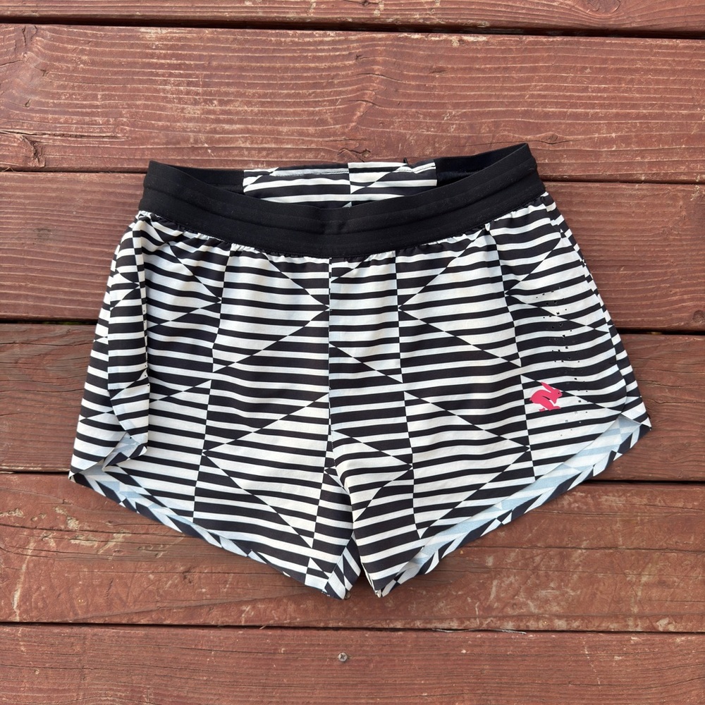 rabbit Fuel N’ Fly 3” Running Shorts - Medium